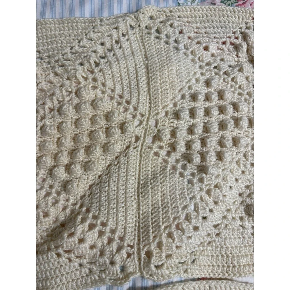 3 Pc Crocheted Cream Granny Square Cottage Core Granny 18
